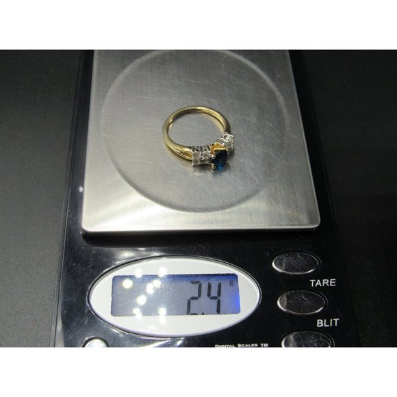 Size 7 Gold Tone Worn Blue Glass And Clear CZ Band Ring Vintage Statement - Picture 7 of 7